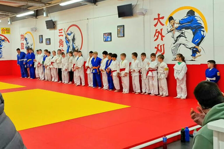 Kids all lined up on our mat